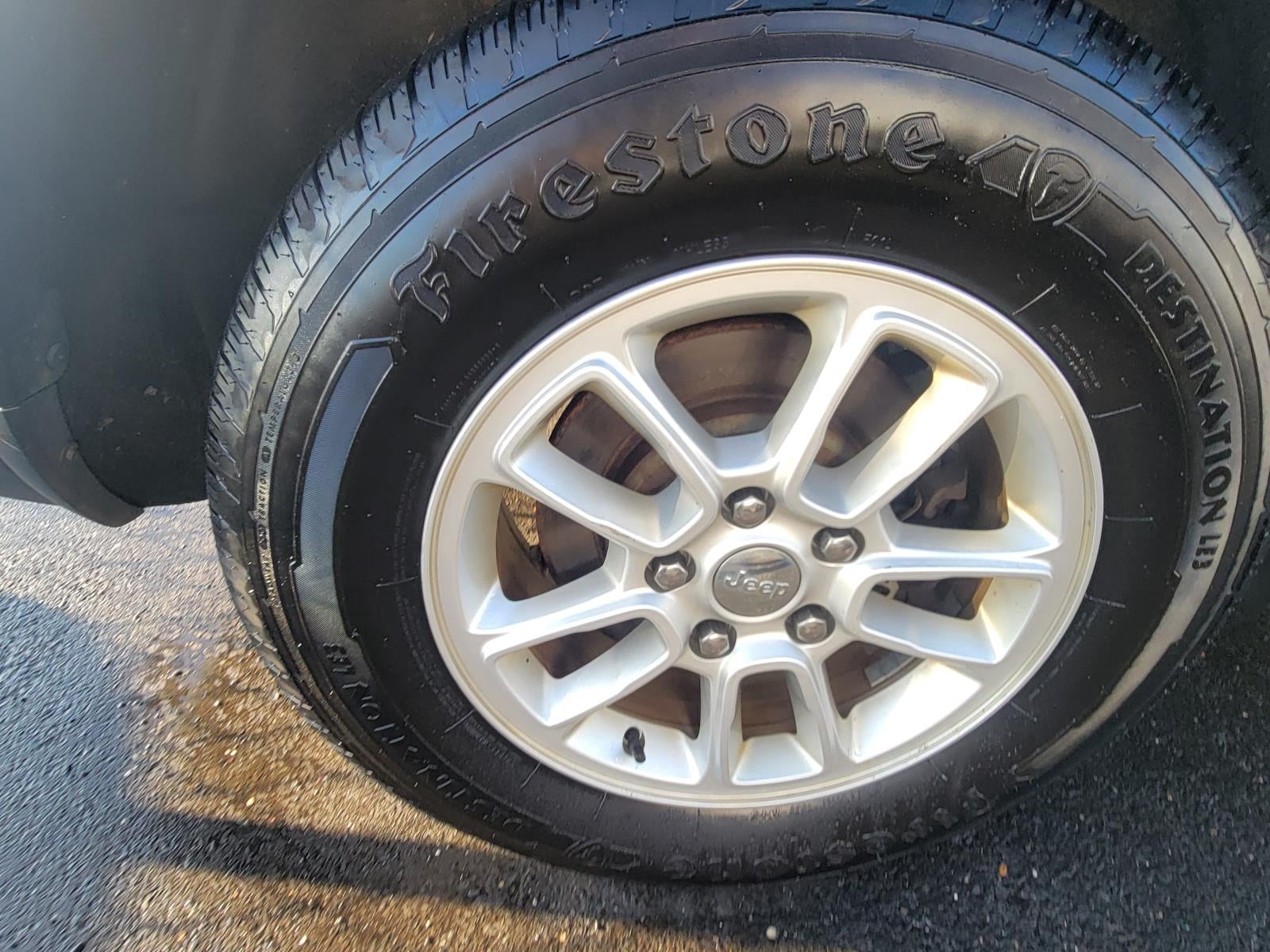 2020 Jeep Grand Cherokee Laredo E