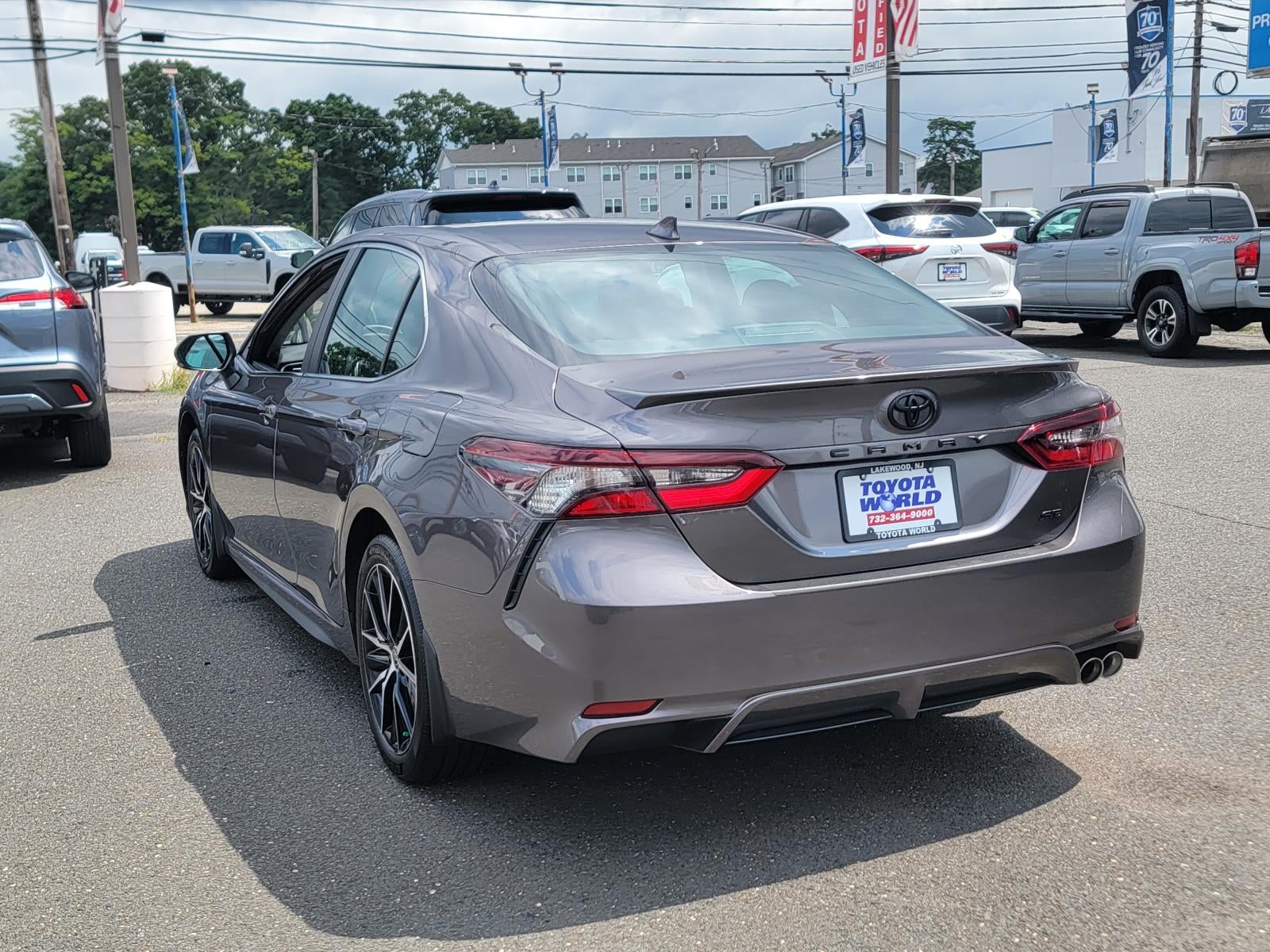 2024 Toyota Camry SE