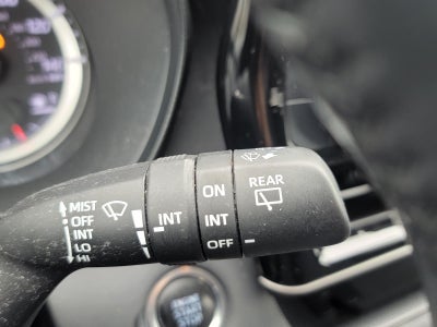 2020 Toyota Highlander LE