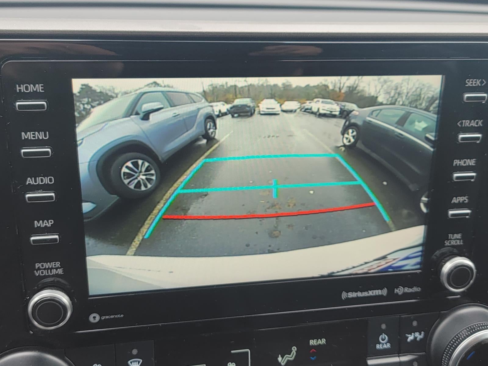 2020 Toyota Highlander LE