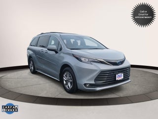 2023 Toyota Sienna Woodland Edition