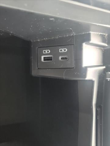 2023 Toyota Sienna Woodland Edition