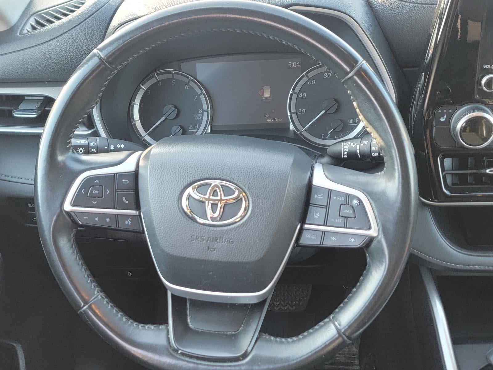 2023 Toyota Highlander XLE