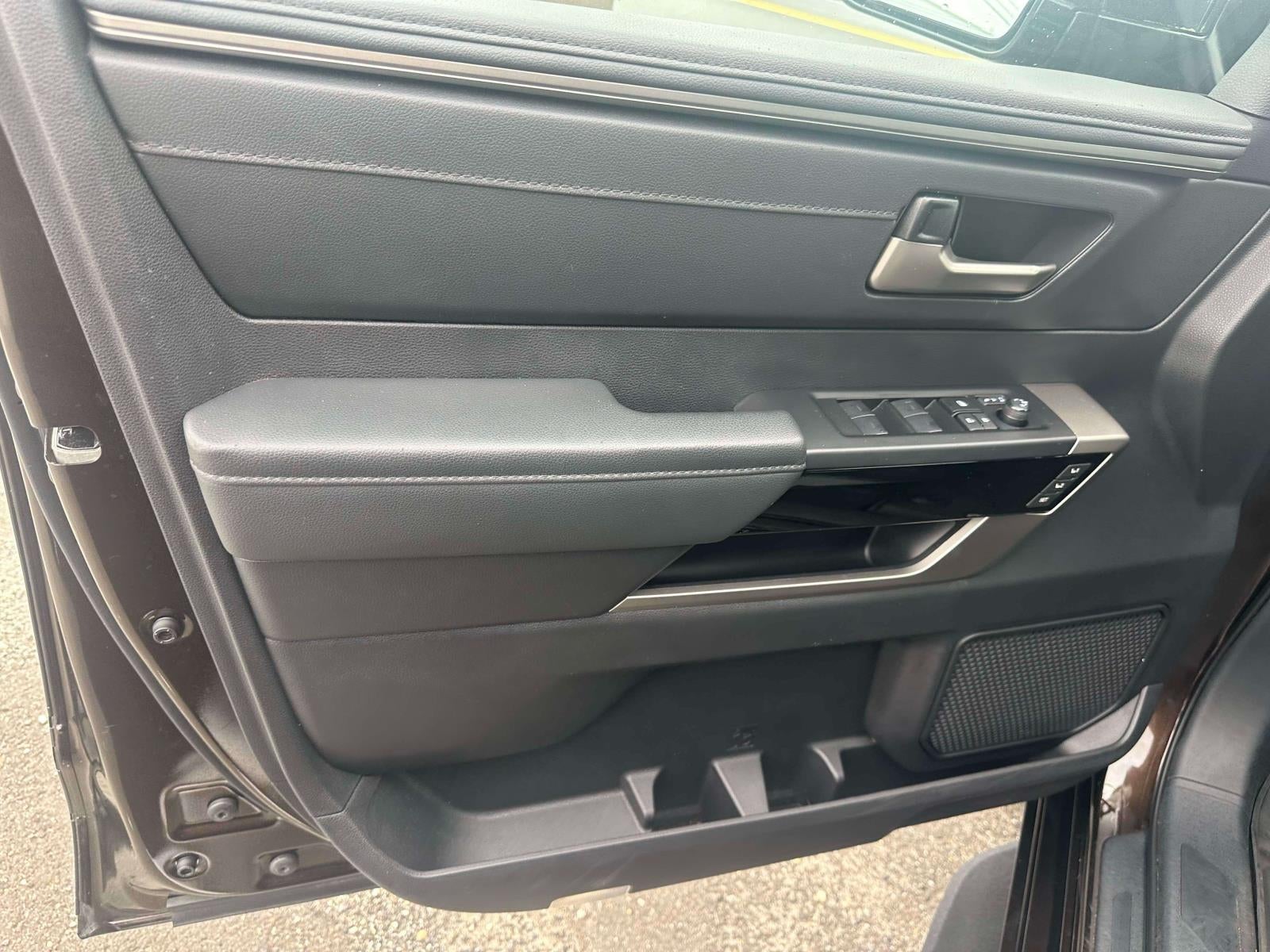 2023 Toyota Tundra 4WD Limited CrewMax 6.5' Bed (Natl)