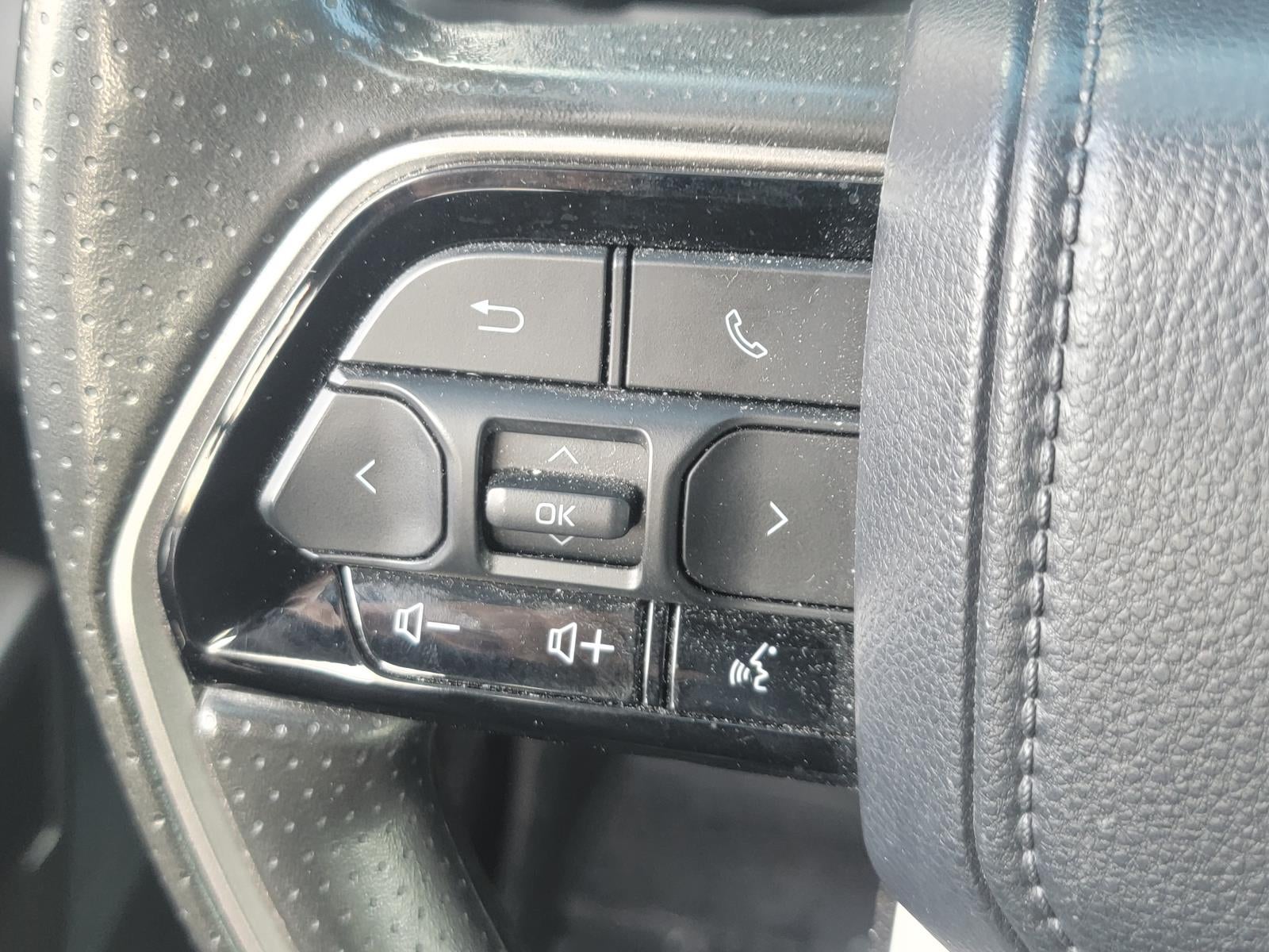 2022 Toyota Tundra 4WD SR5