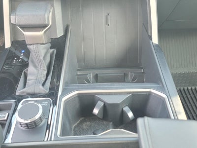 2022 Toyota Tundra 4WD SR5