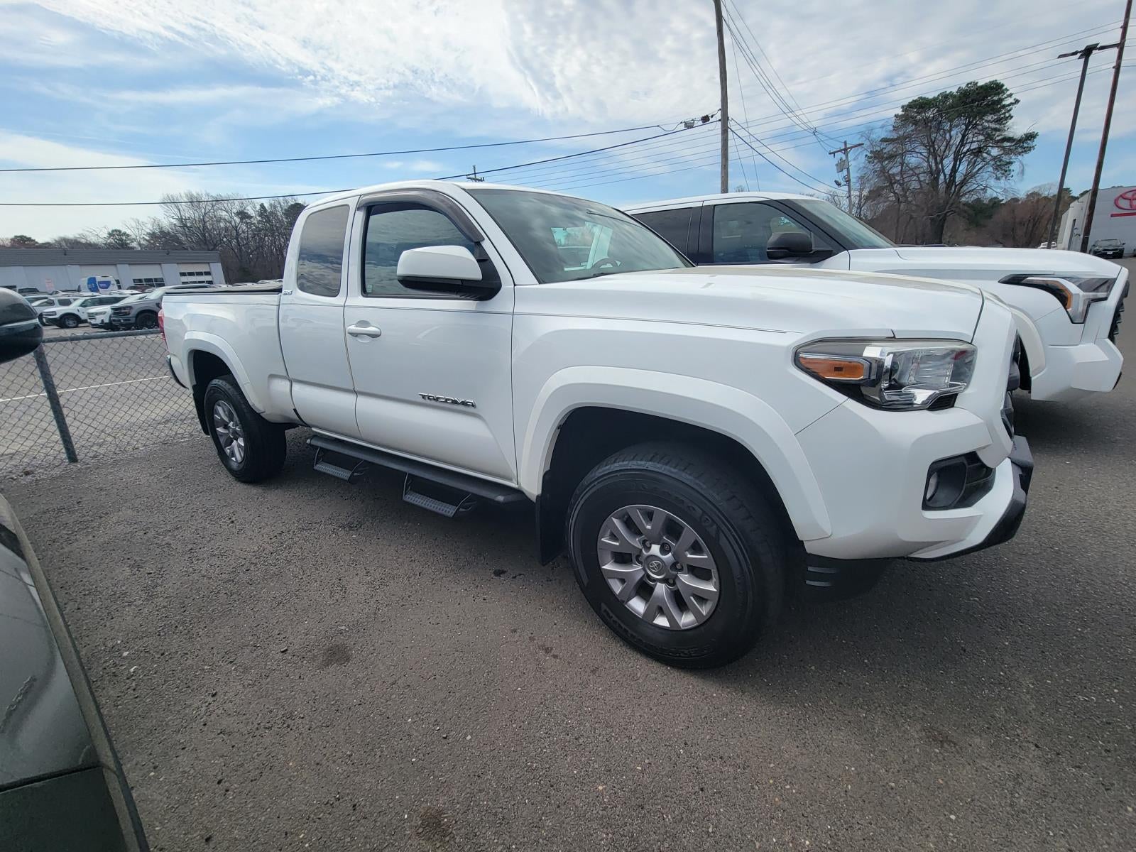 2017 Toyota Tacoma SR5