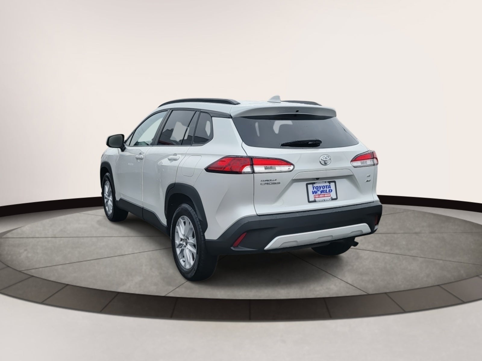 2024 Toyota Corolla Cross LE