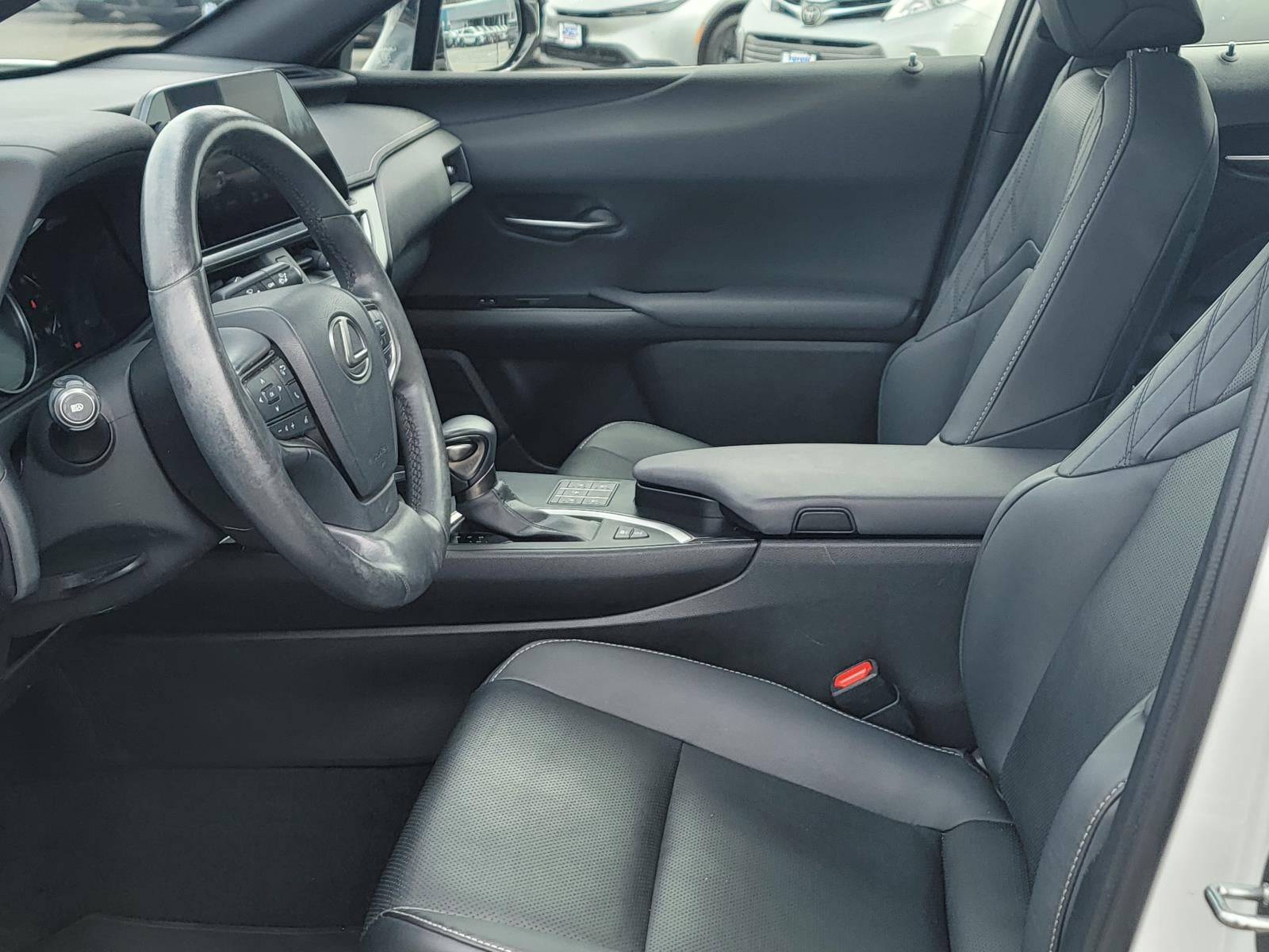 2023 Lexus UX 250h Premium