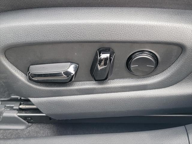 2023 Lexus UX 250h Premium