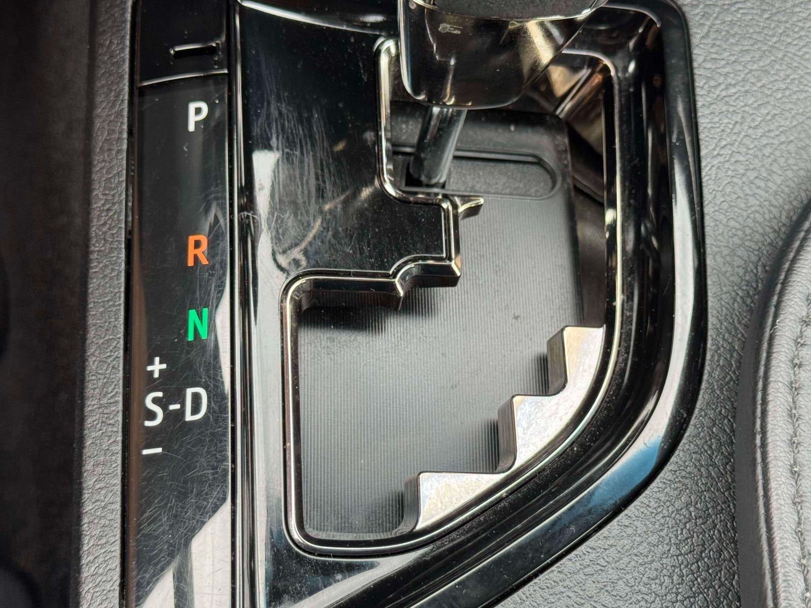 2015 Toyota Avalon Hybrid 4dr Sdn XLE Premium (Natl)