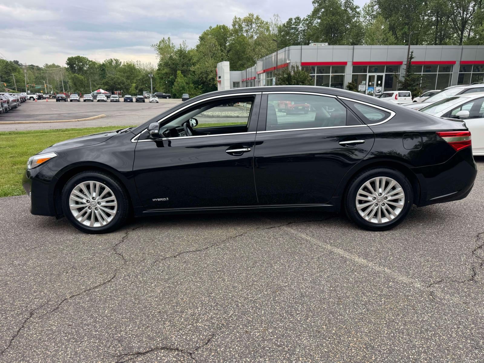 2015 Toyota Avalon Hybrid 4dr Sdn XLE Premium (Natl)