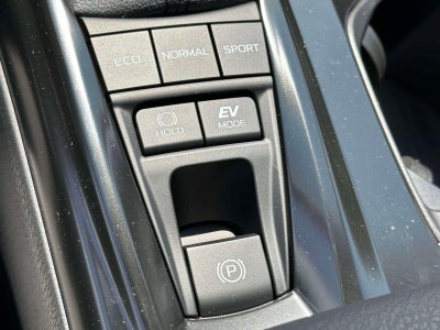 2025 Toyota Camry SE AWD