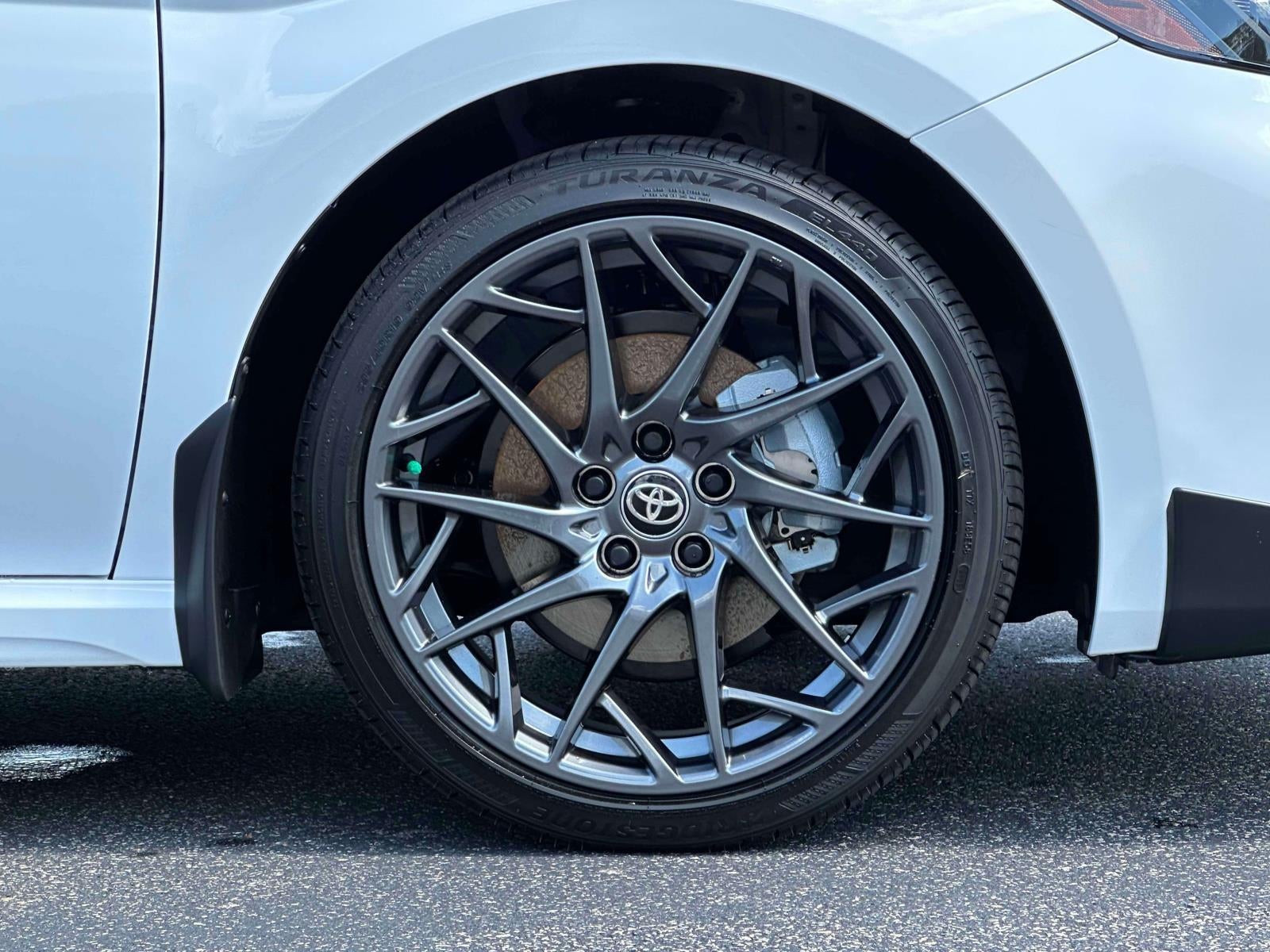 2025 Toyota Camry SE AWD