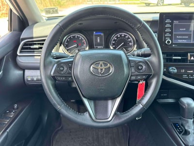 2024 Toyota Camry SE Auto (Natl)