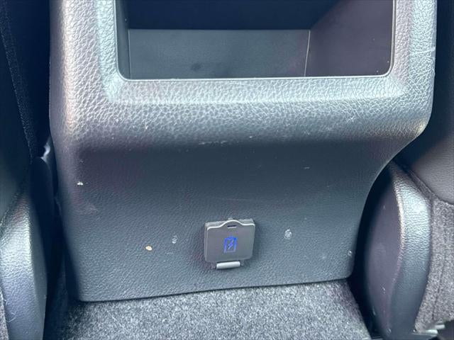 2024 Toyota Camry SE Auto (Natl)