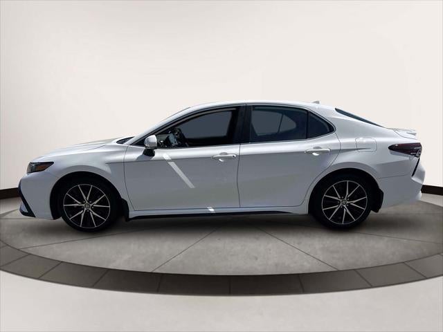 2024 Toyota Camry SE Auto (Natl)