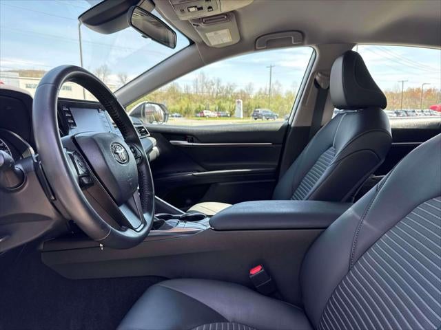 2024 Toyota Camry SE Auto (Natl)