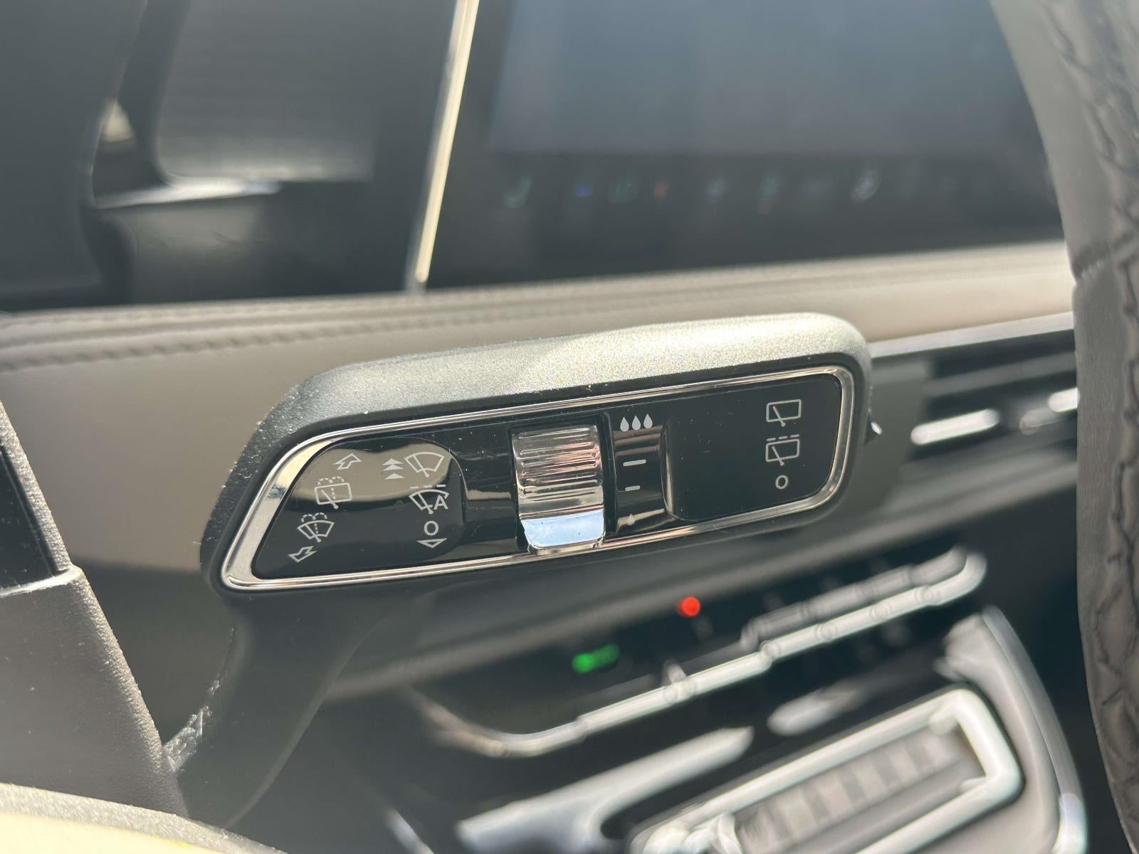 2023 Lincoln Corsair Standard AWD