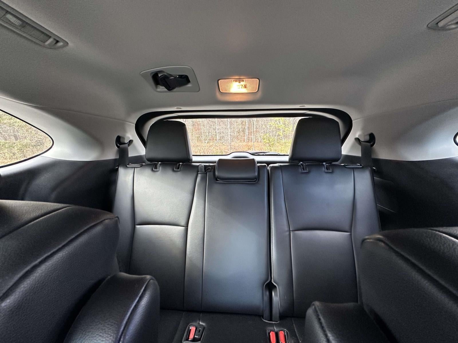 2022 Toyota Highlander XLE AWD (Natl)