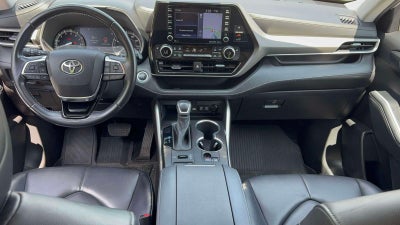 2021 Toyota Highlander XLE AWD (Natl)