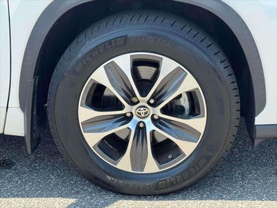 2021 Toyota Highlander XLE AWD (Natl)