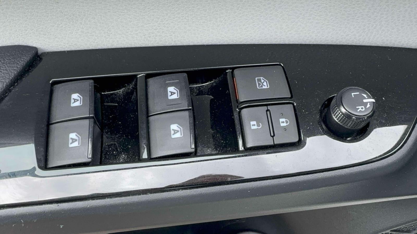 2018 Toyota Prius Prime Advanced (Natl)