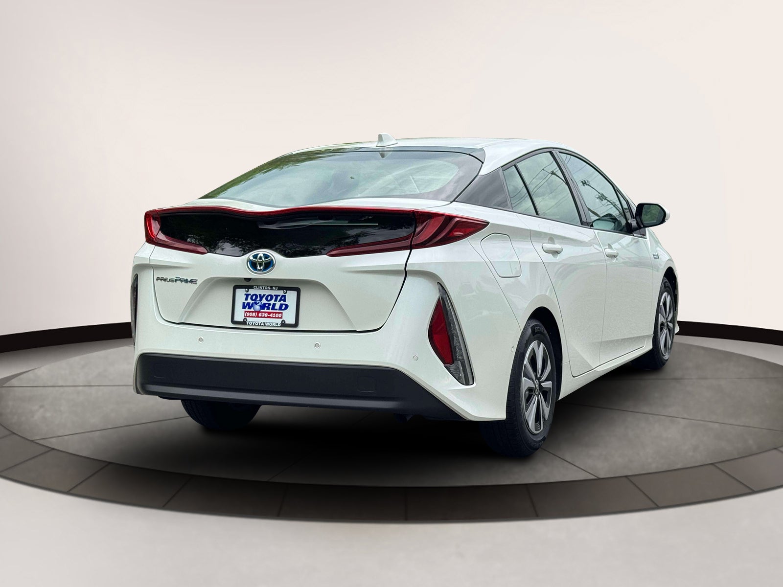 2018 Toyota Prius Prime Advanced (Natl)