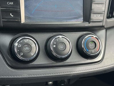 2018 Toyota RAV4 LE AWD (Natl)