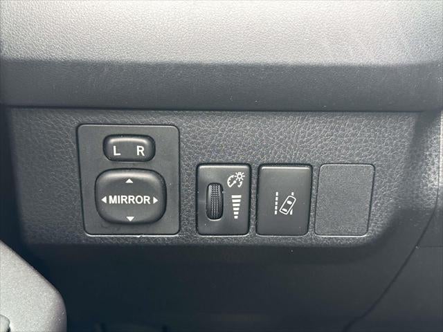 2018 Toyota RAV4 LE AWD (Natl)