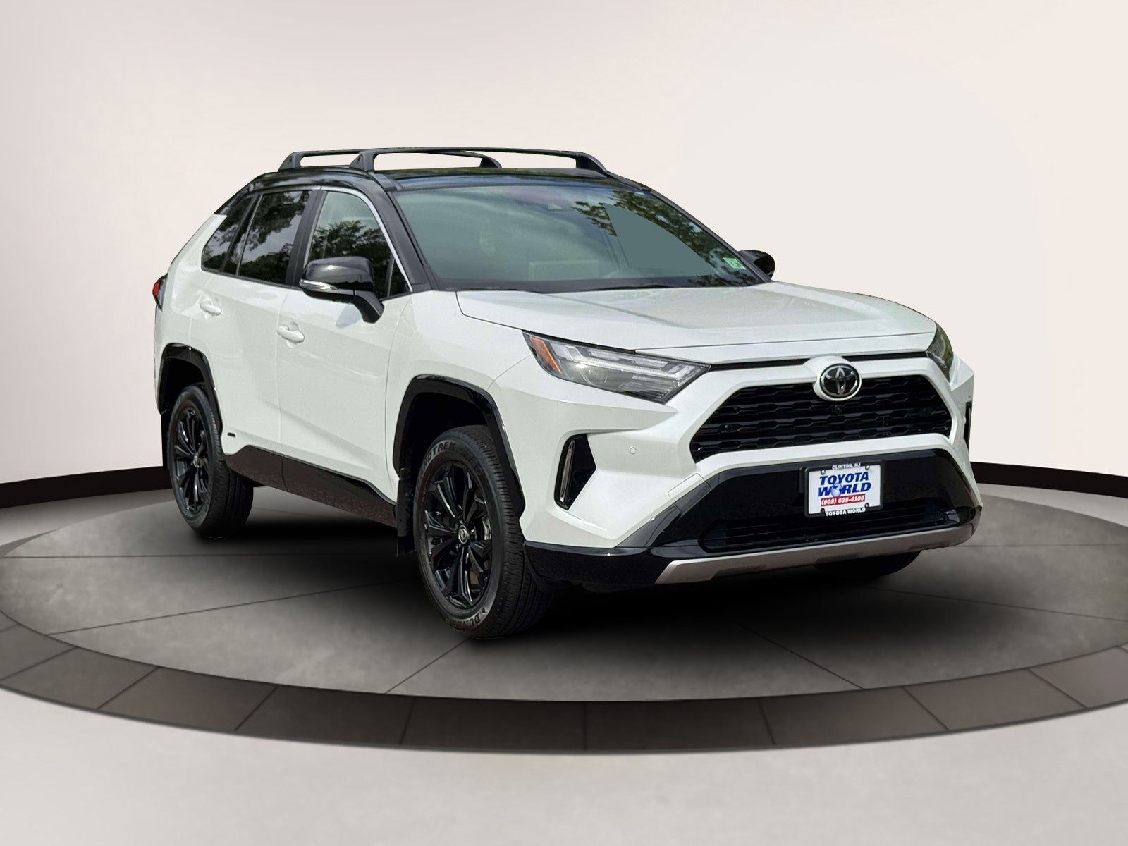 2025 Toyota RAV4 Hybrid XSE AWD (Natl)