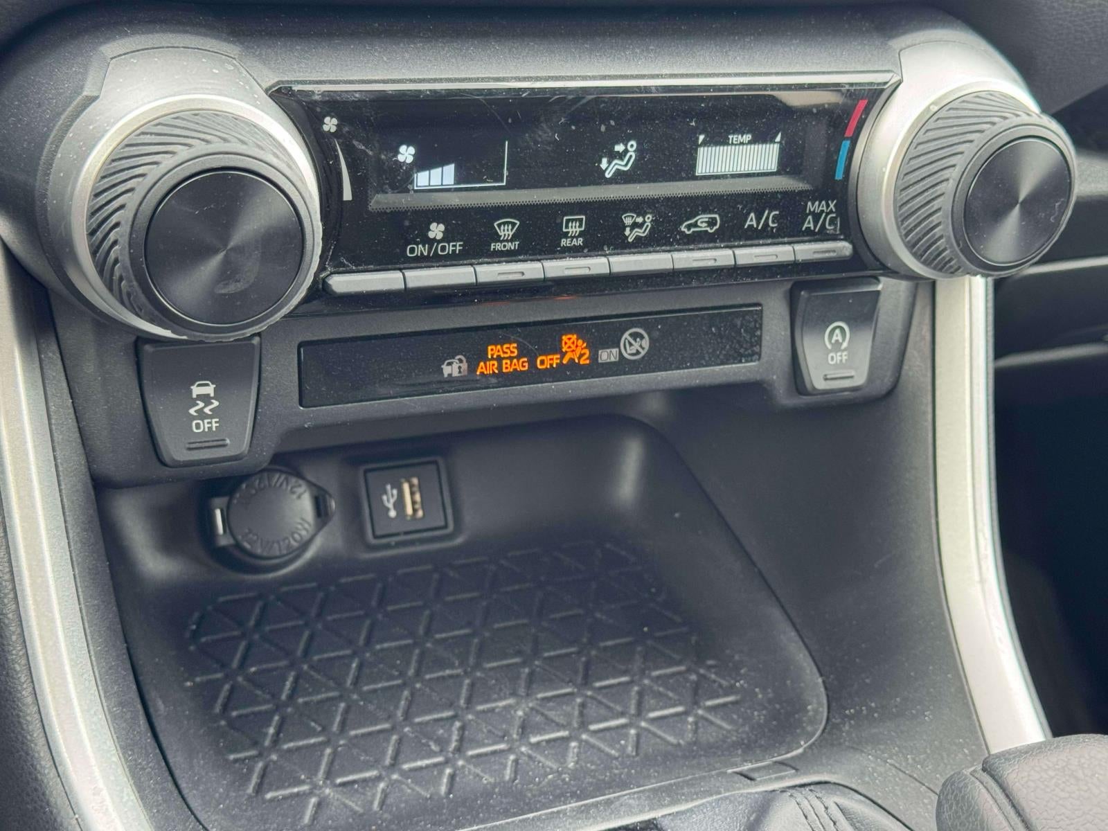 2023 Toyota RAV4 LE AWD (Natl)