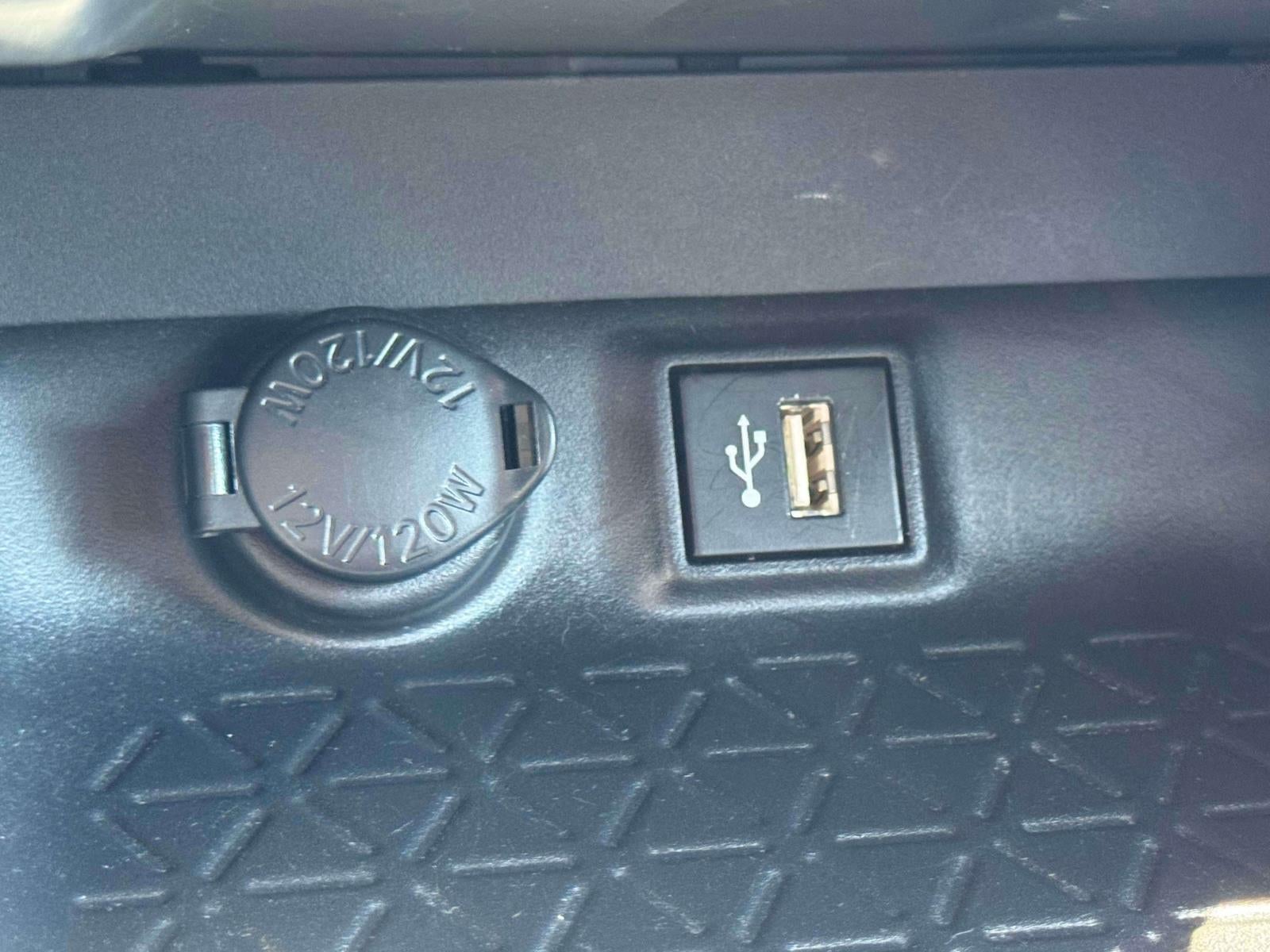 2024 Toyota RAV4 Hybrid LE AWD (Natl)