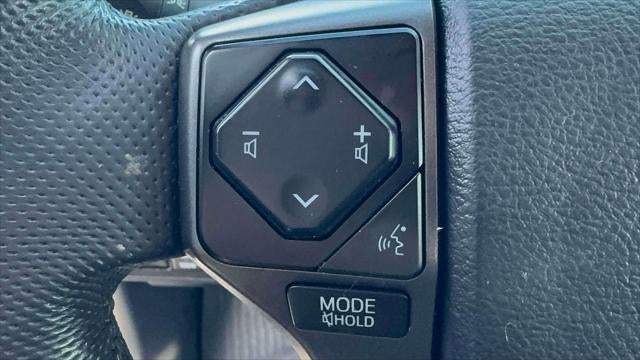 2023 Toyota Tacoma 4WD TRD Off Road Double Cab 5' Bed V6 AT (Natl)