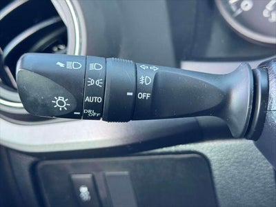 2023 Toyota Tacoma 4WD TRD Off Road Double Cab 5' Bed V6 AT (Natl)