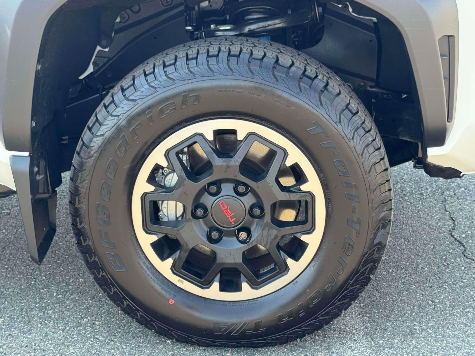 2026 Toyota Tacoma 4WD TRD Off Road Double Cab 5' Bed AT (Natl)