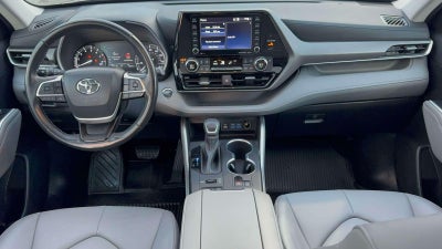 2022 Toyota Highlander XLE AWD (Natl)