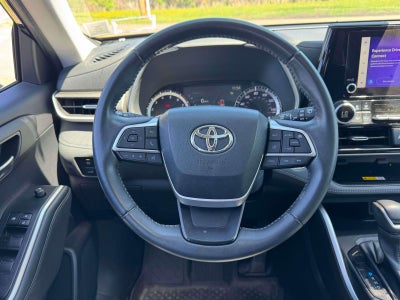 2023 Toyota Highlander XLE AWD (Natl)