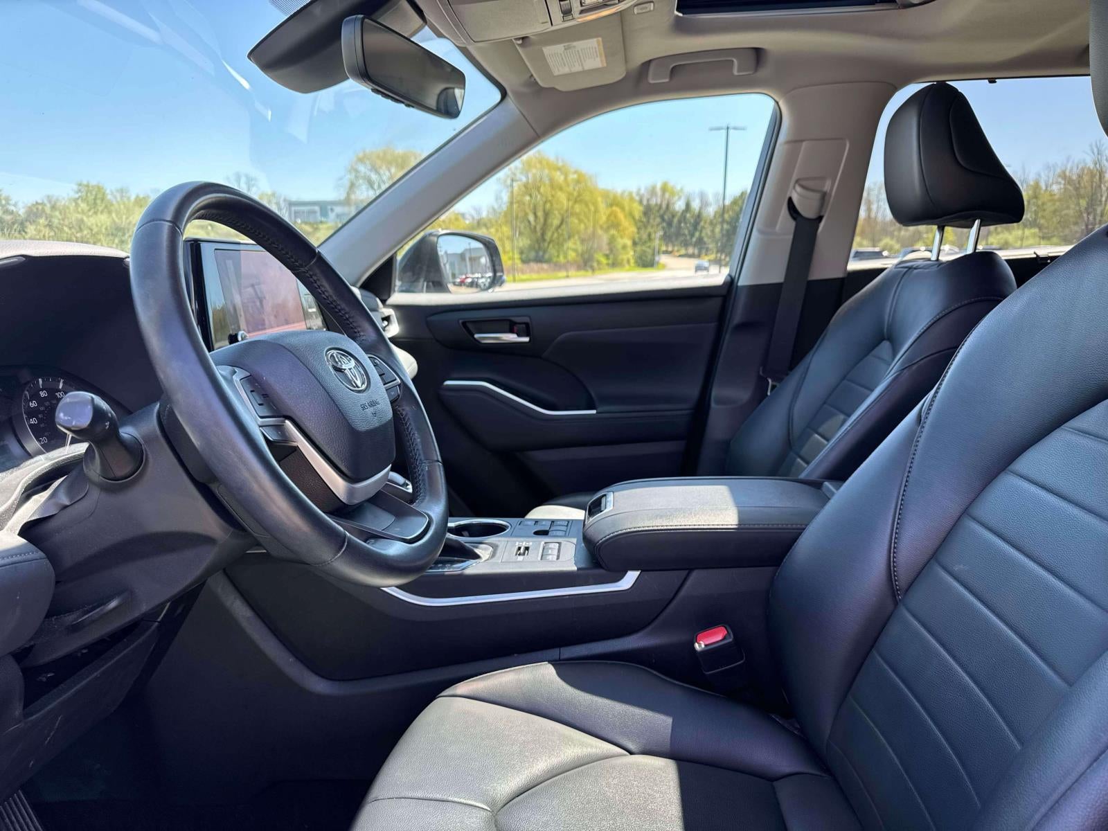 2023 Toyota Highlander XLE AWD (Natl)