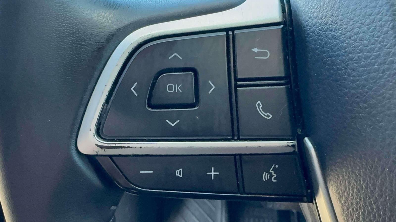 2023 Toyota Highlander XLE AWD (Natl)