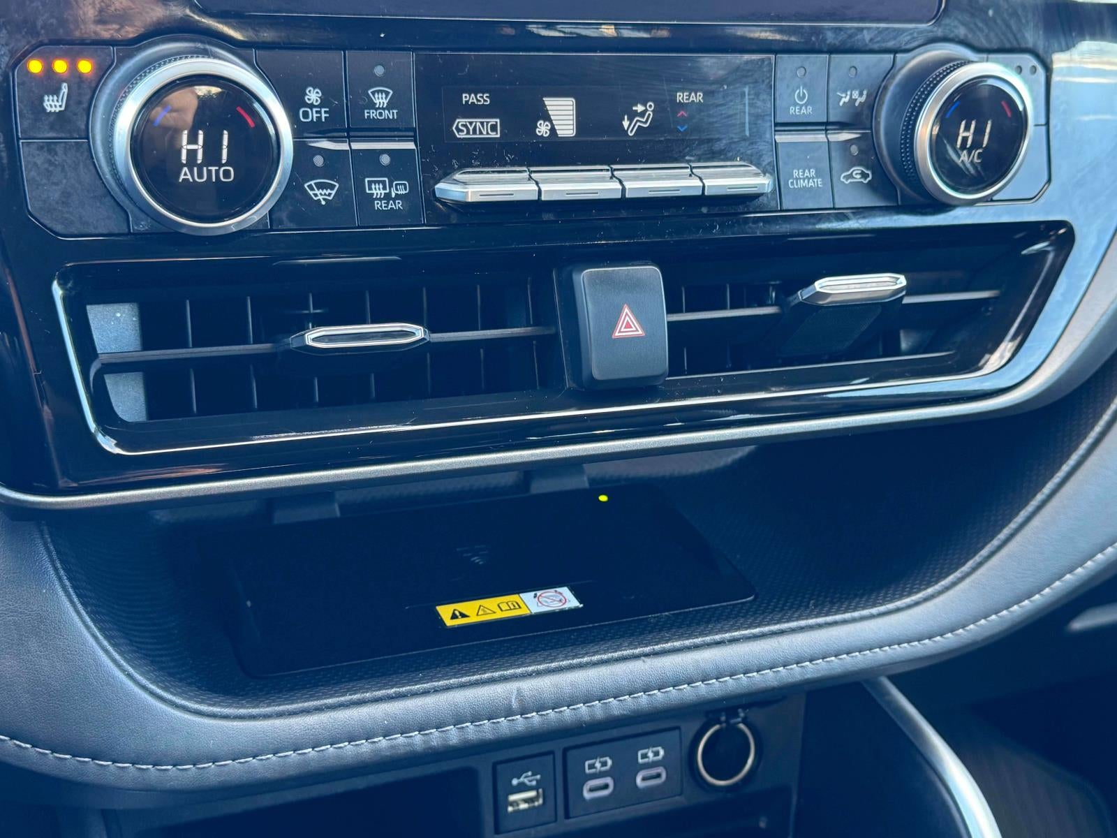 2023 Toyota Highlander XLE AWD (Natl)