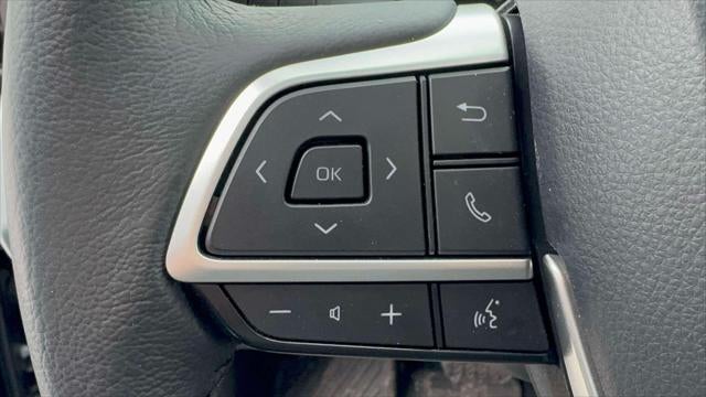 2025 Toyota Sienna XLE AWD 7-Passenger (Natl)