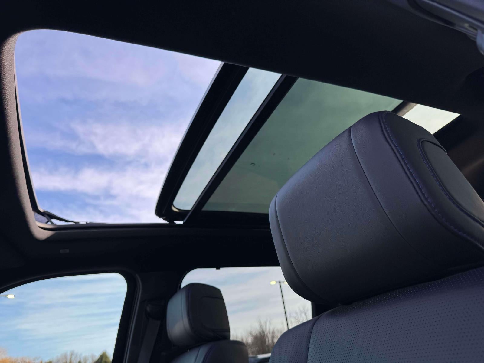 2025 Toyota Tundra 4WD Platinum Hybrid CrewMax 5.5' Bed (Natl)