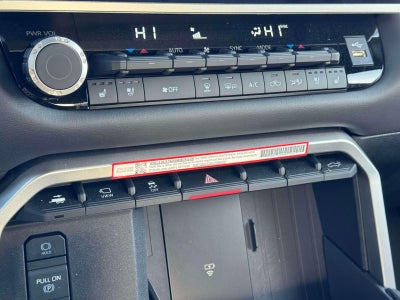 2025 Toyota Tundra 4WD Platinum Hybrid CrewMax 5.5' Bed (Natl)