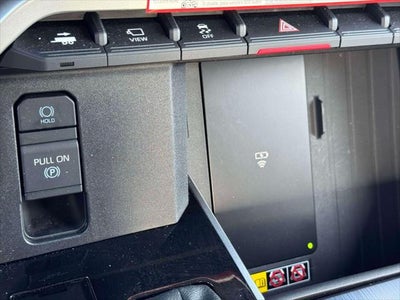 2025 Toyota Tundra 4WD Platinum Hybrid CrewMax 5.5' Bed (Natl)