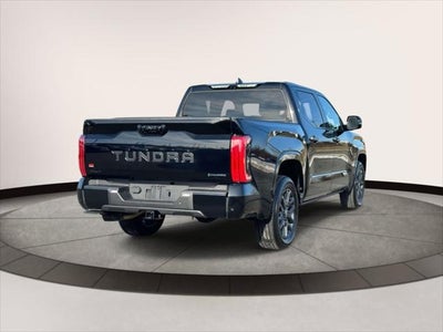 2025 Toyota Tundra 4WD Platinum Hybrid CrewMax 5.5' Bed (Natl)