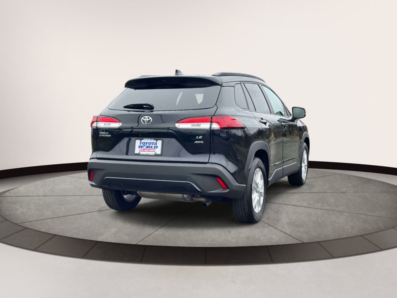 2023 Toyota Corolla Cross LE 4WD (Natl)