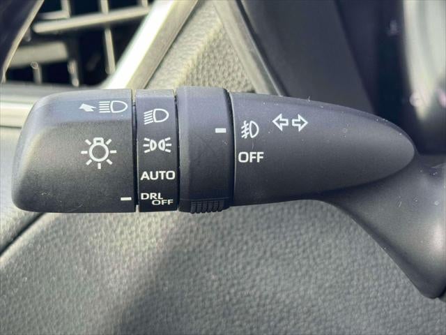 2024 Toyota Corolla Cross XLE 4WD (Natl)