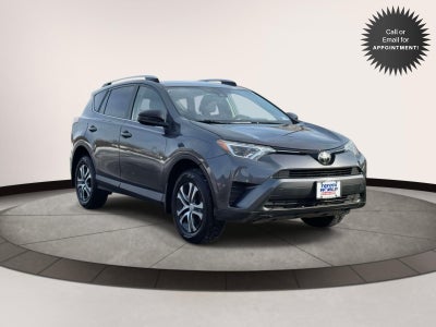 2018 Toyota RAV4 LE AWD (Natl)