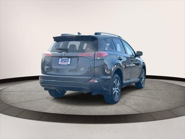 2018 Toyota RAV4 LE AWD (Natl)
